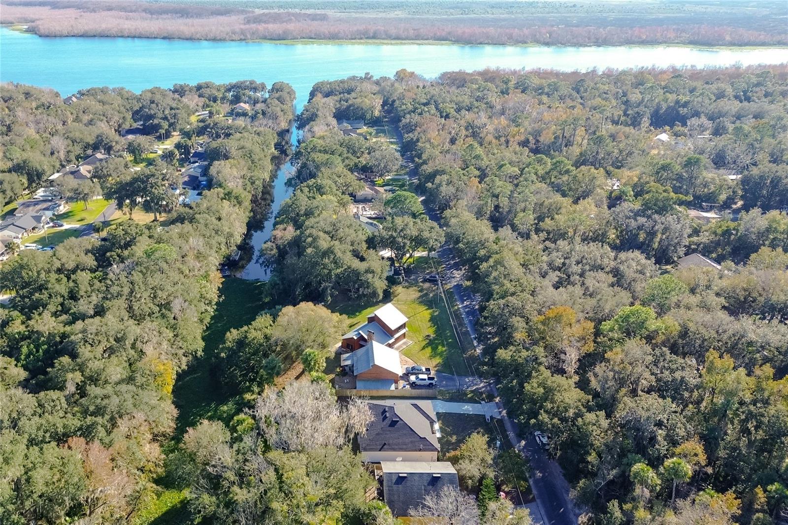 Image 42 of 52 For 127 Hibiscus Lane