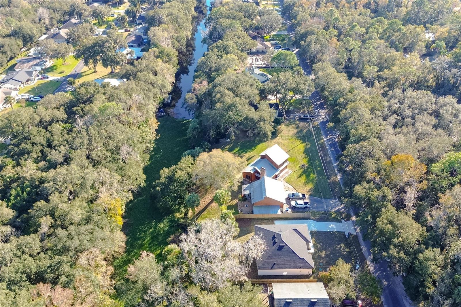 Image 43 of 52 For 127 Hibiscus Lane