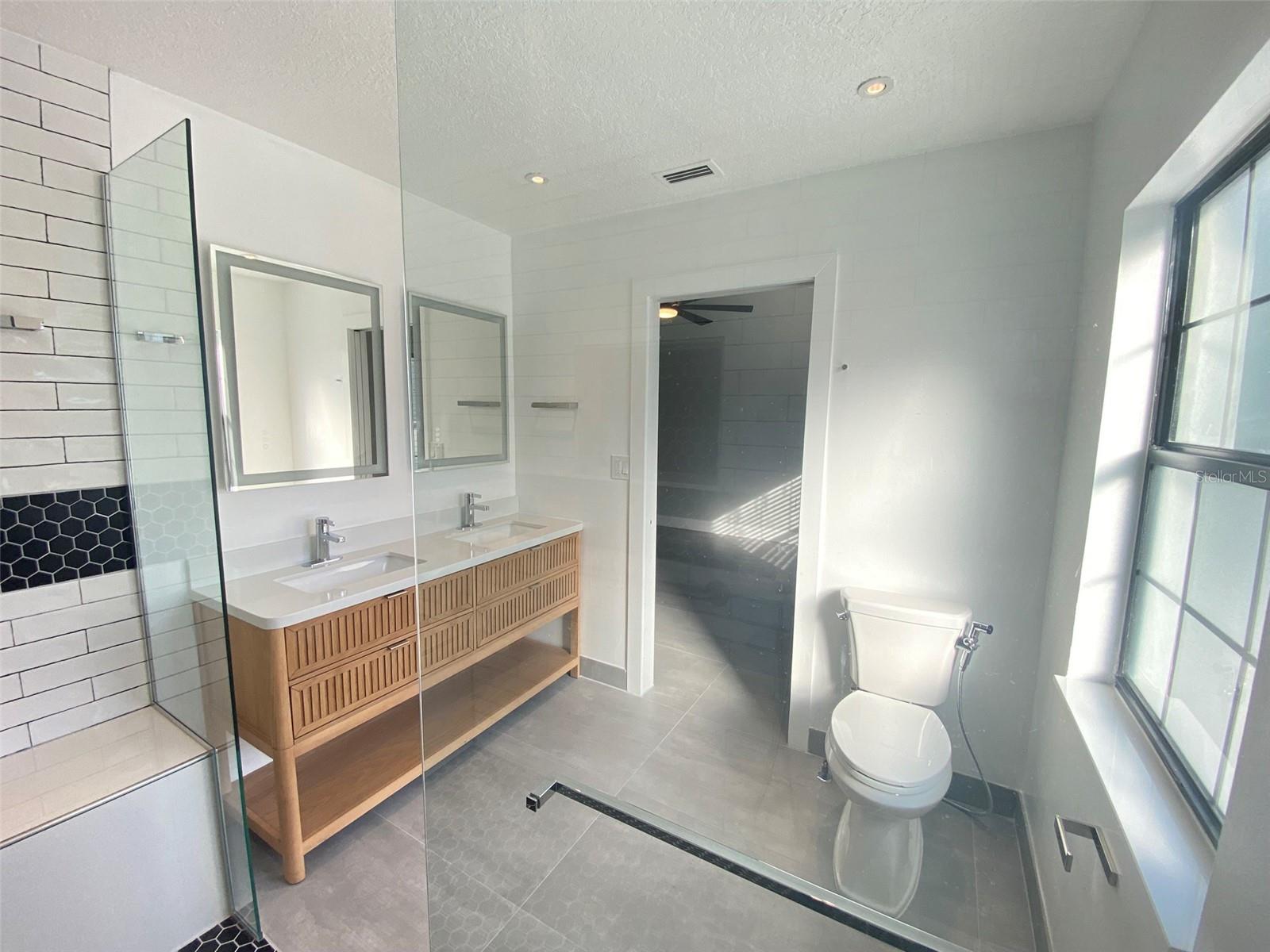 Image 22 of 28 For 13245 Shore Drive