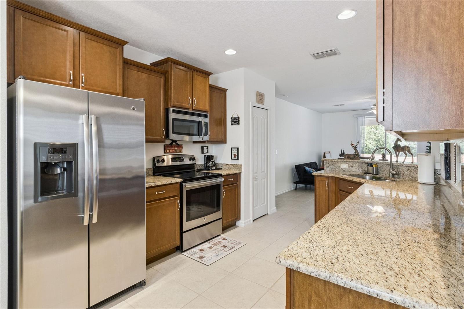 Image 10 of 21 For 8009 Page Court