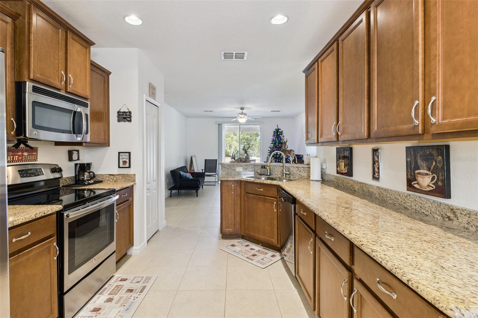 Image 11 of 21 For 8009 Page Court