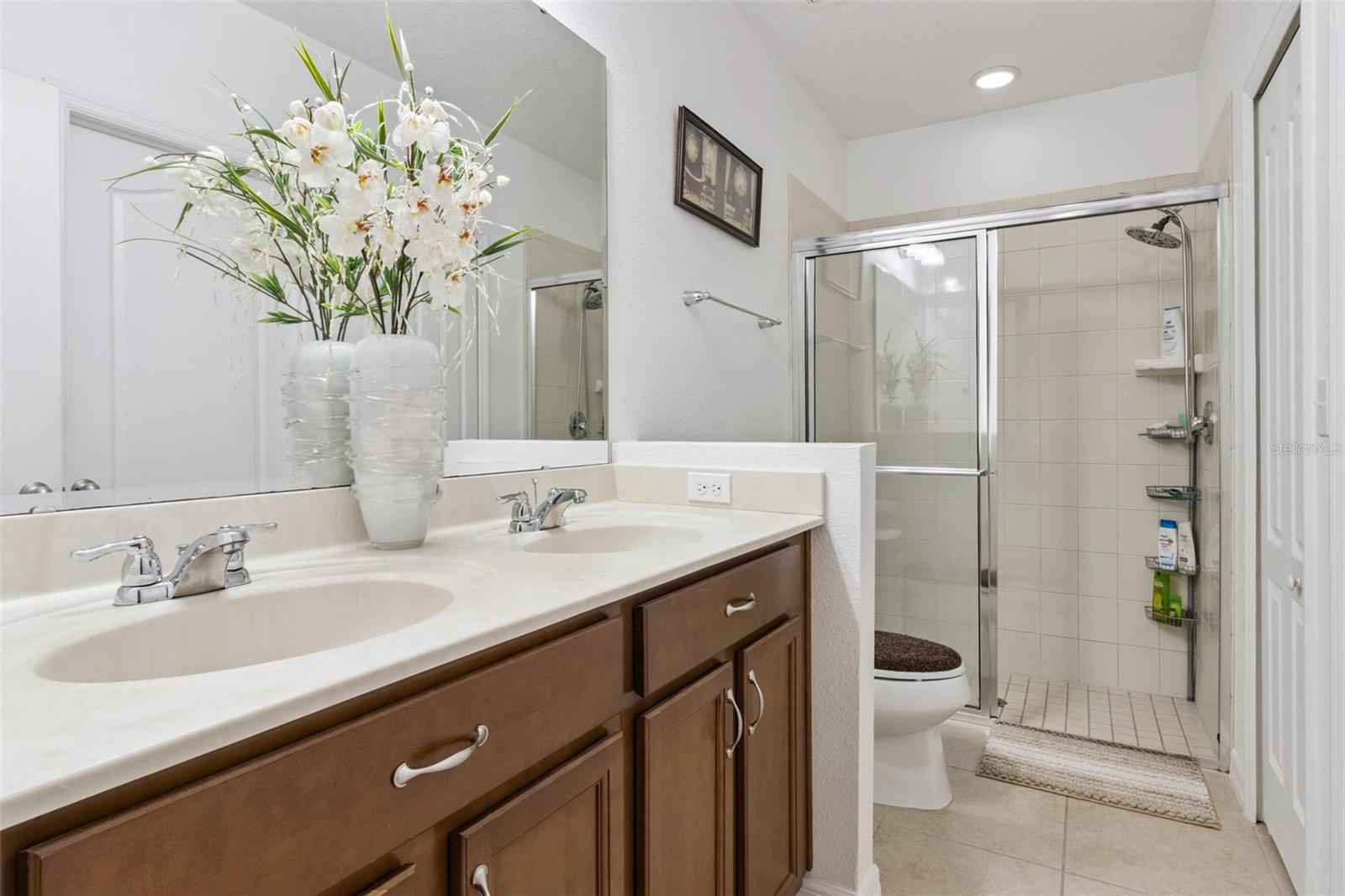 Image 16 of 21 For 8009 Page Court