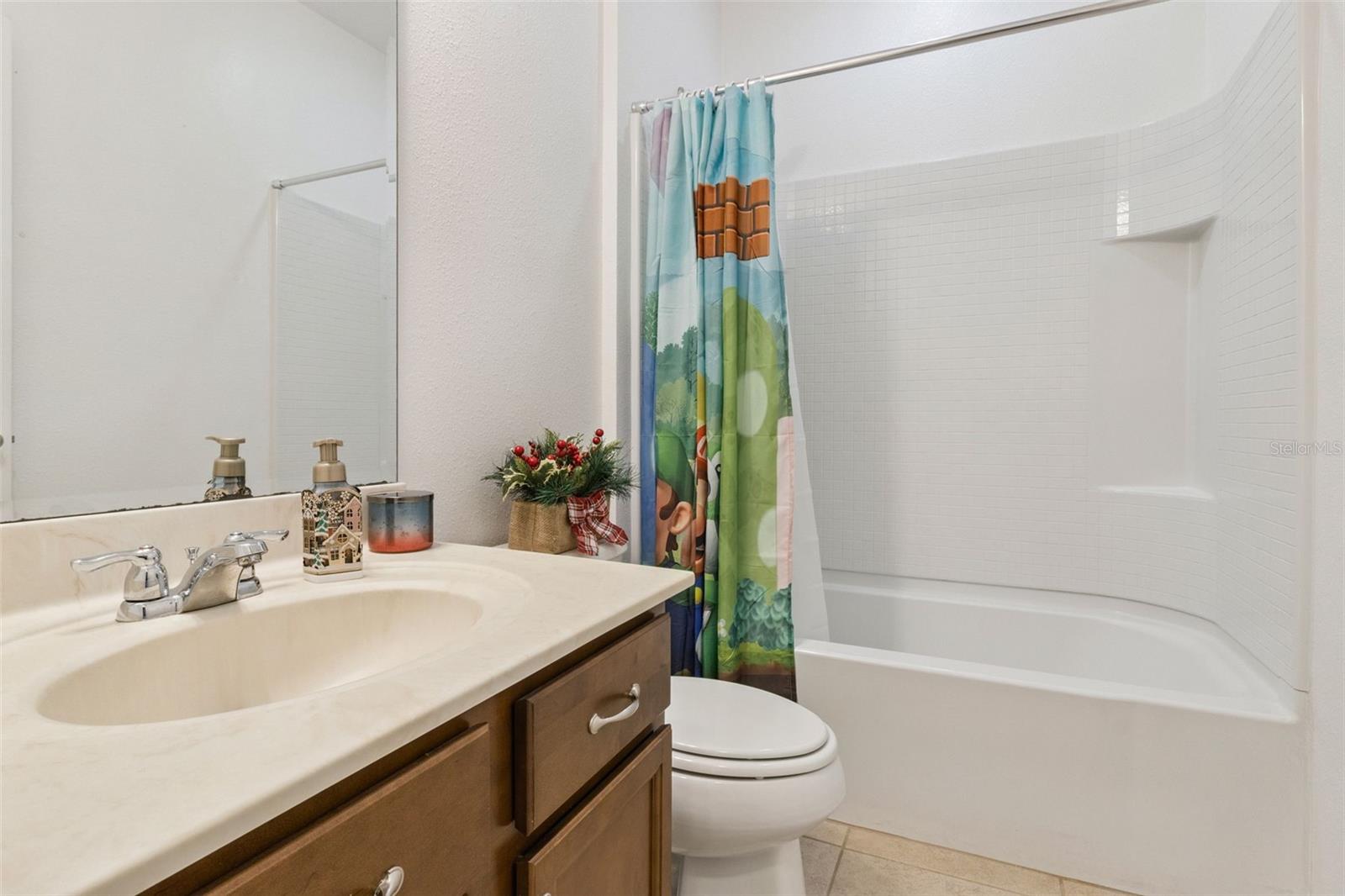 Image 18 of 21 For 8009 Page Court