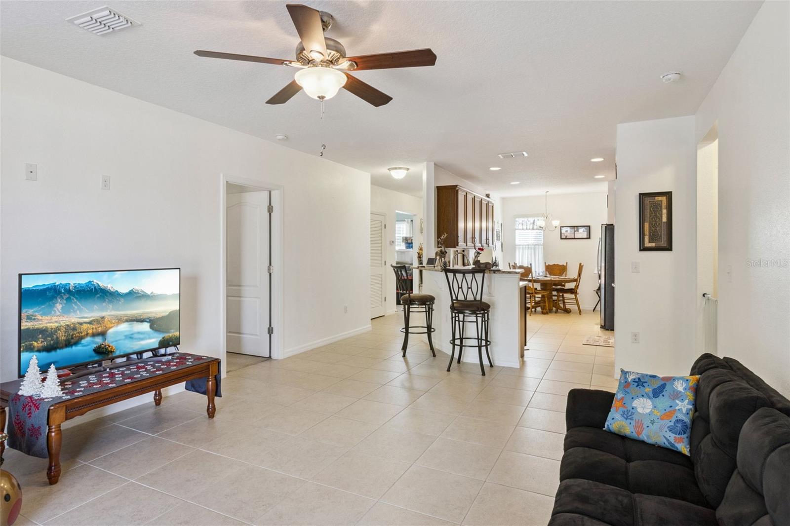 Image 6 of 21 For 8009 Page Court