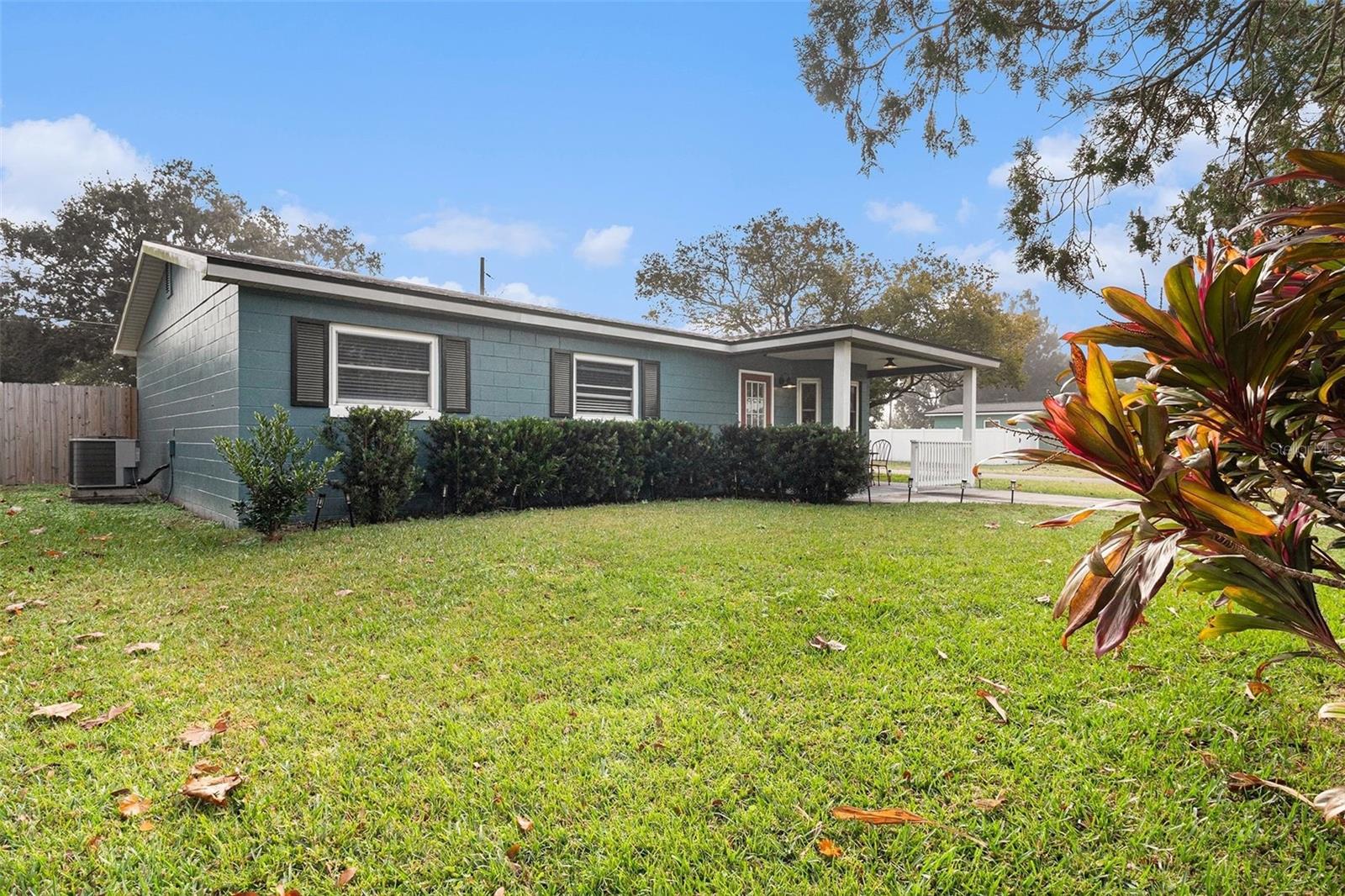 Image 19 of 26 For 237 California Avenue