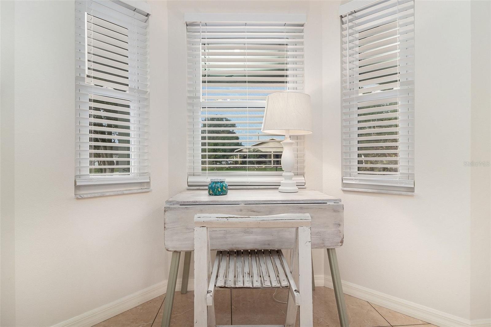 Image 5 of 26 For 237 California Avenue