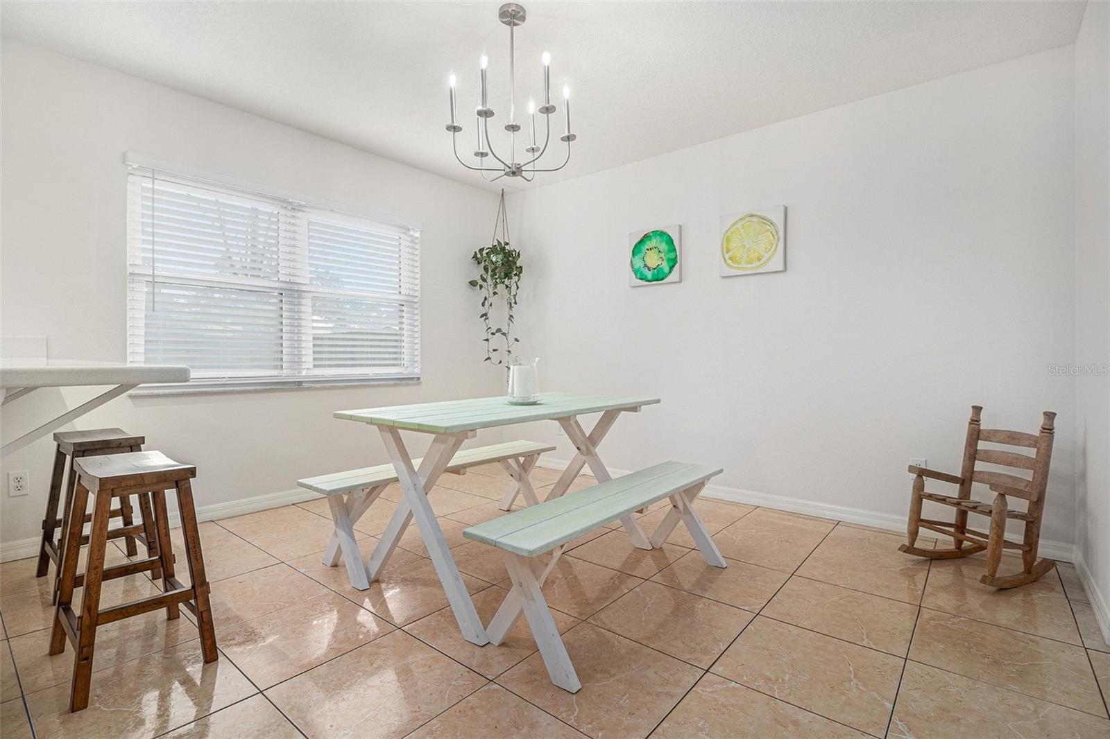 Image 8 of 26 For 237 California Avenue