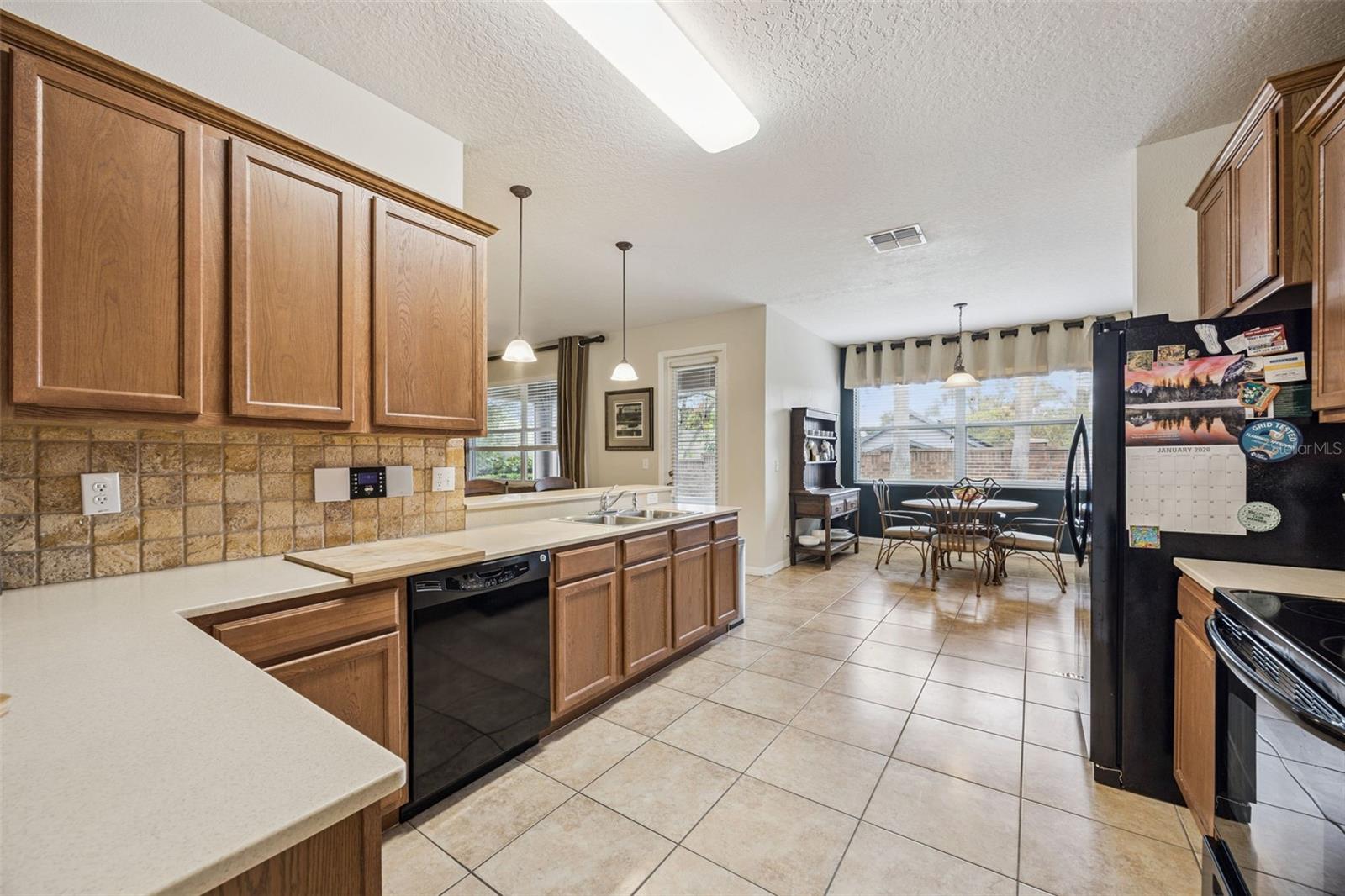 Image 21 of 63 For 629 Mary Paula Drive