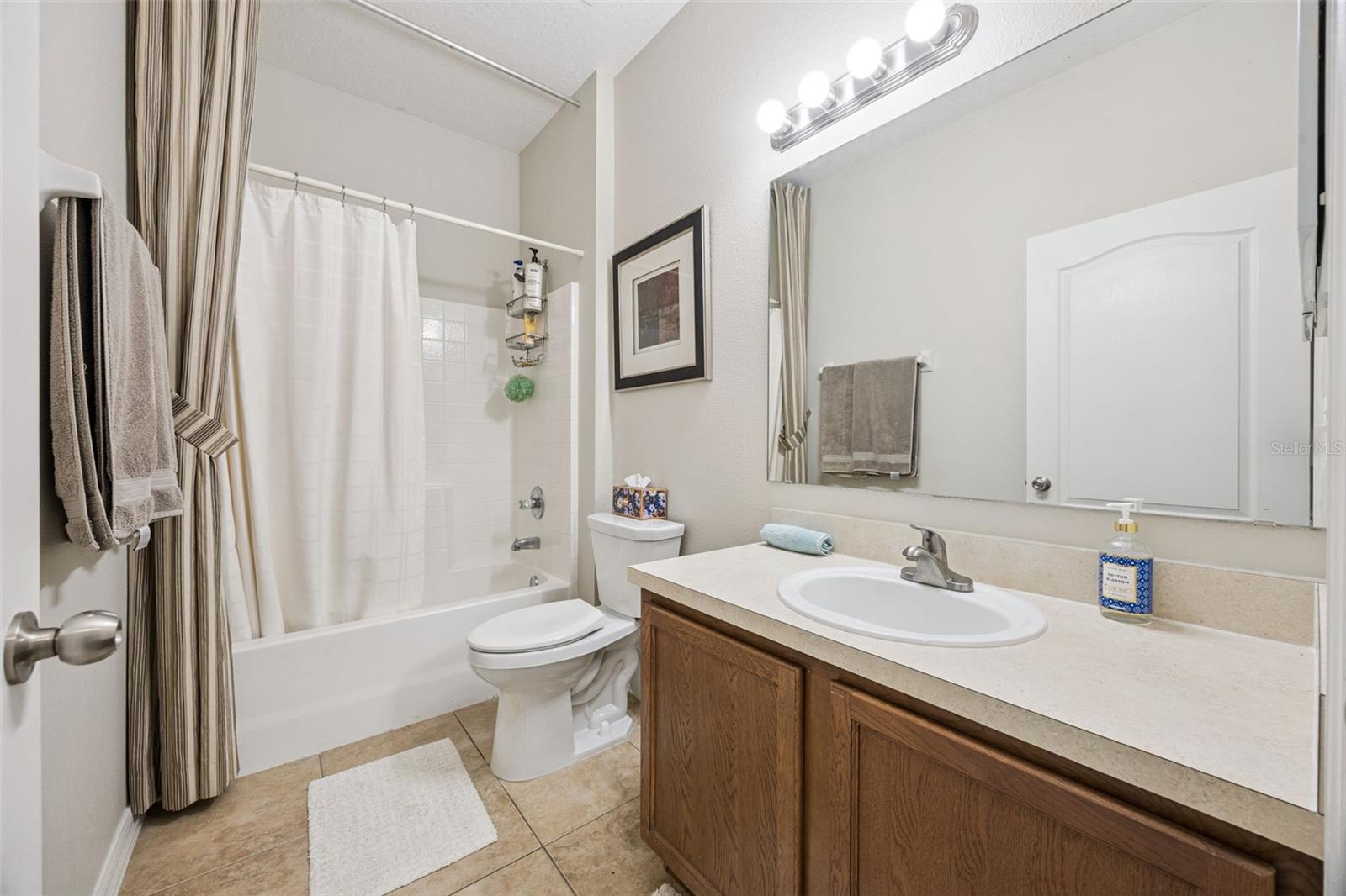 Image 32 of 63 For 629 Mary Paula Drive