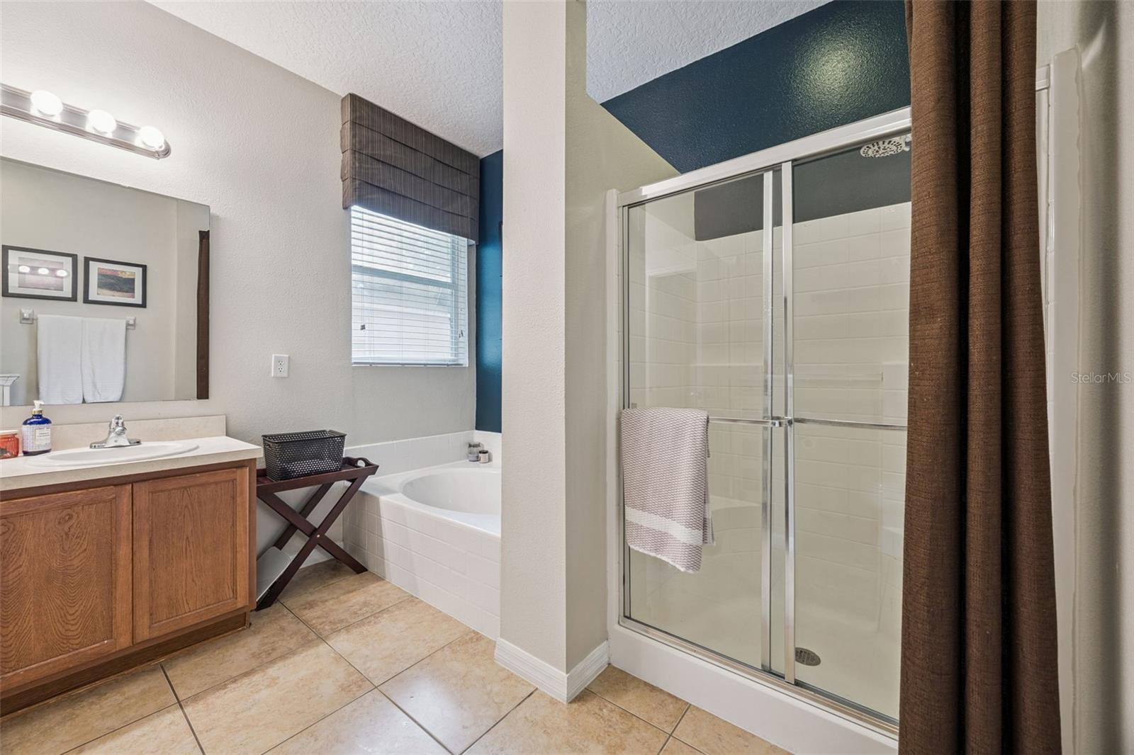 Image 33 of 63 For 629 Mary Paula Drive