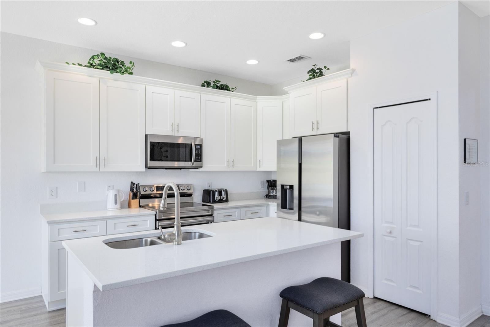 Image 10 of 40 For 142 Birkdale Street