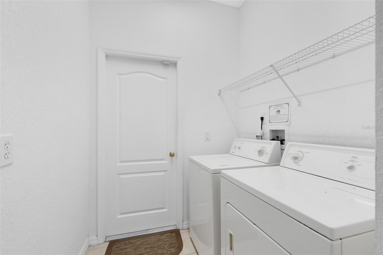 Image 33 of 40 For 142 Birkdale Street