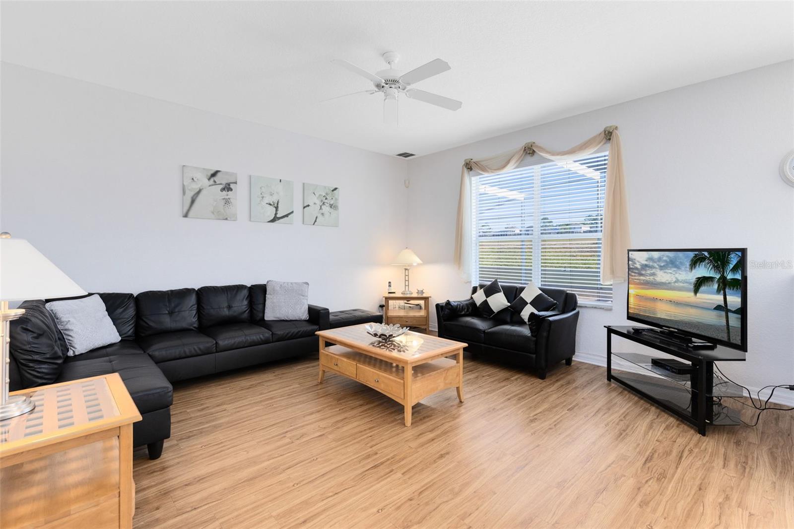 Image 6 of 40 For 142 Birkdale Street