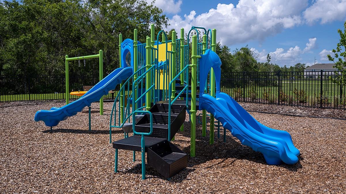 Image 29 of 41 For 2923 Skyline Loop