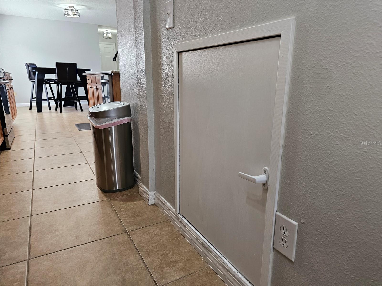 Image 19 of 32 For 14759 Royal Poinciana Drive