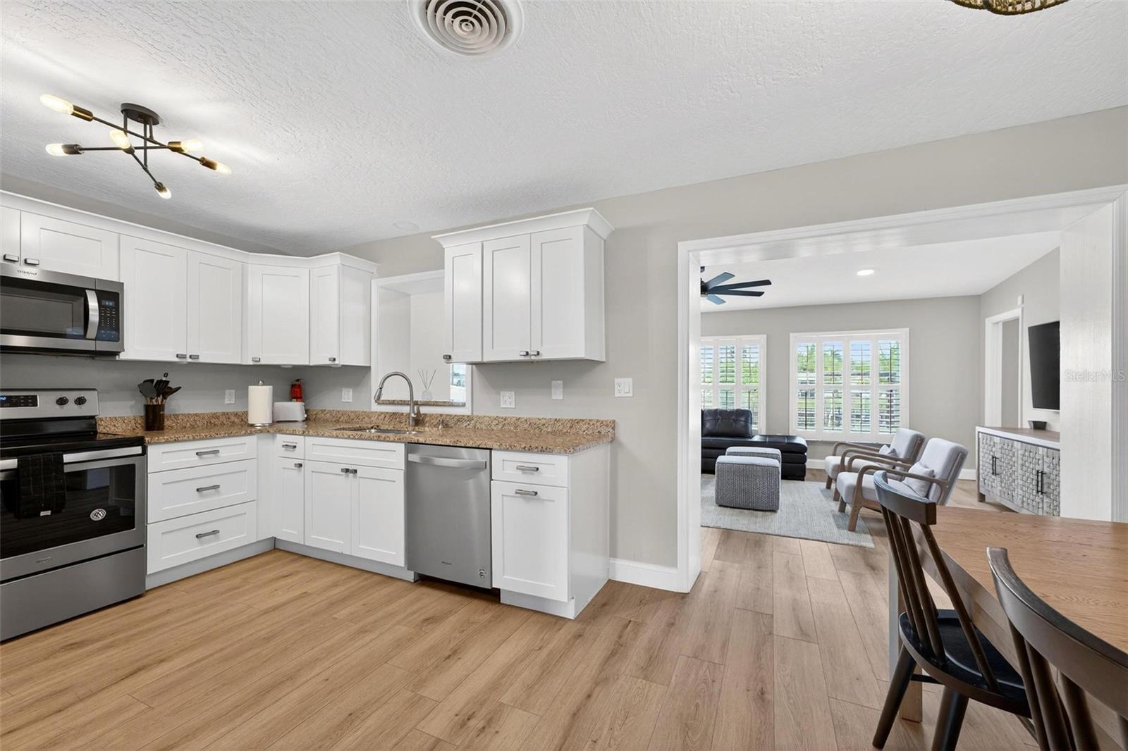 Image 15 of 67 For 113 Deleon Road