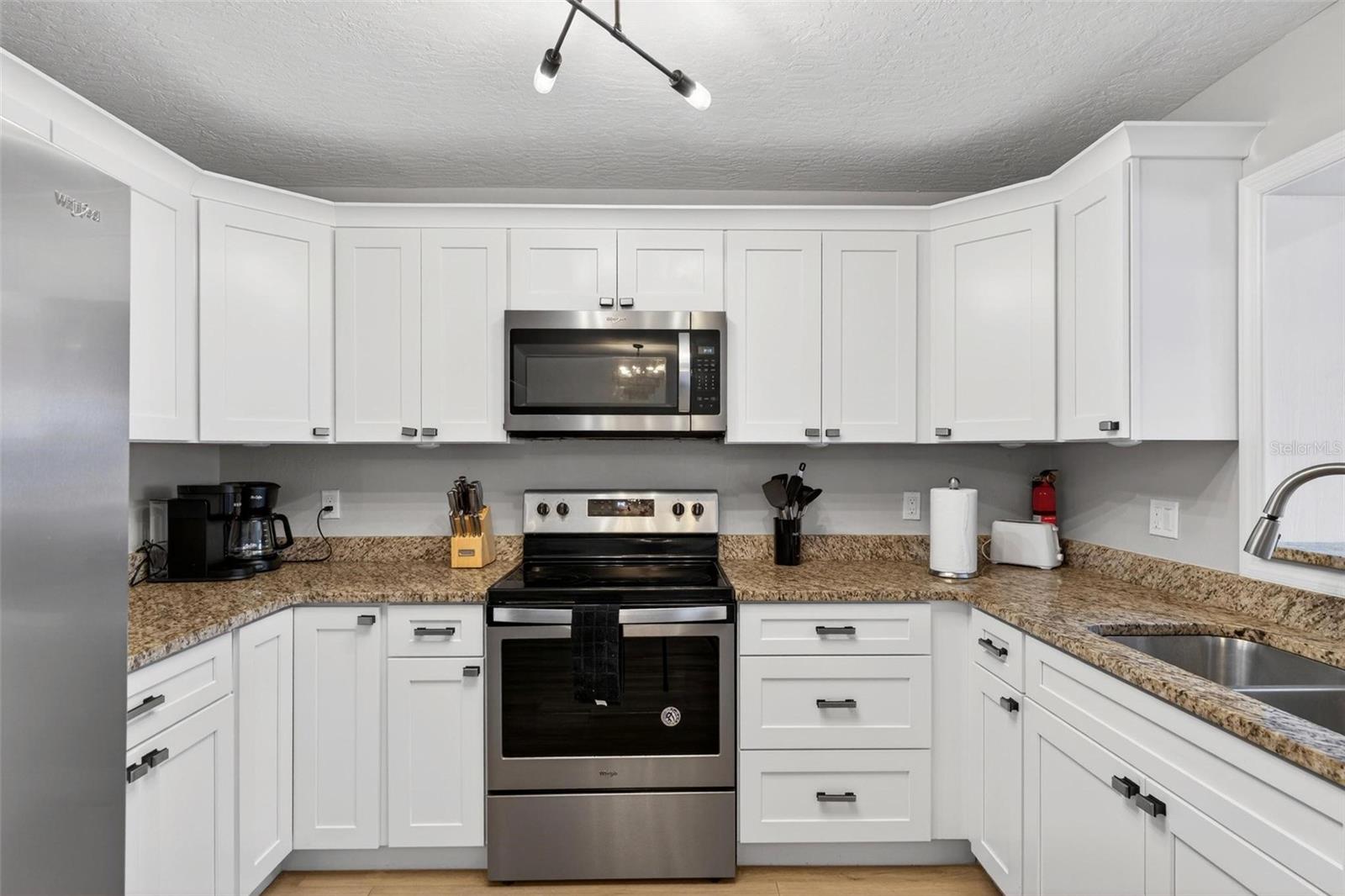 Image 16 of 67 For 113 Deleon Road