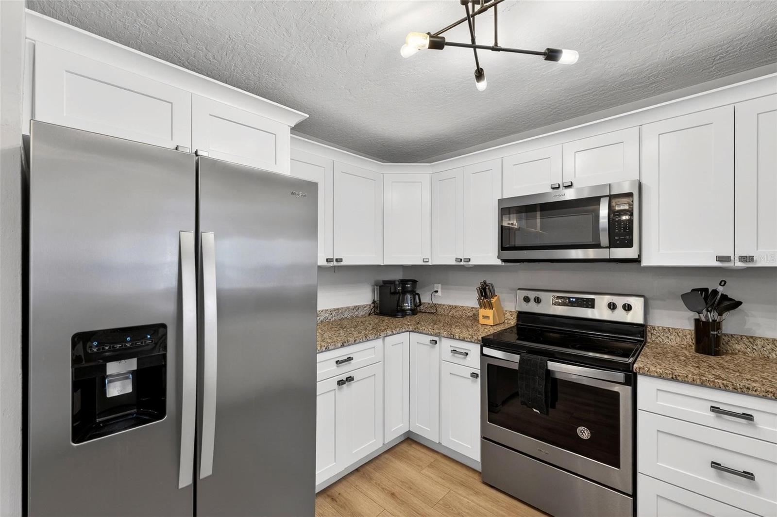 Image 18 of 67 For 113 Deleon Road