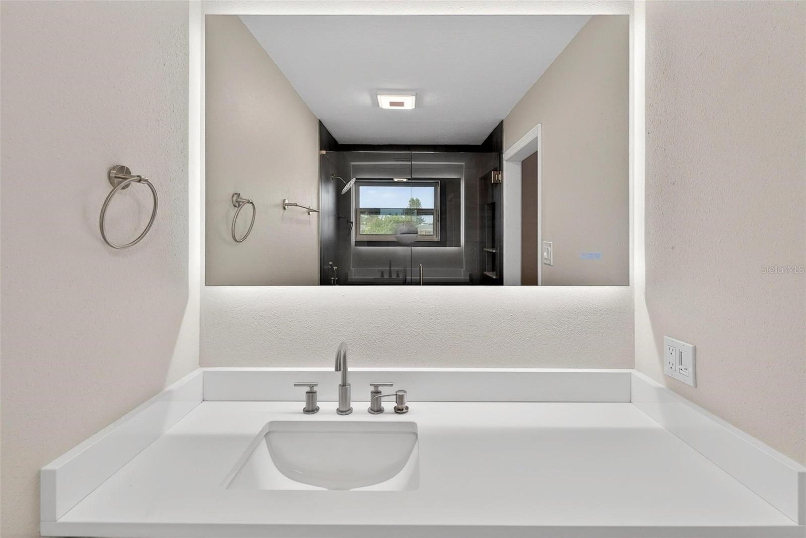 Image 33 of 67 For 113 Deleon Road