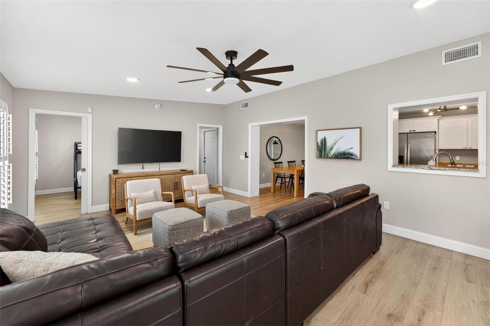 Image 38 of 67 For 113 Deleon Road