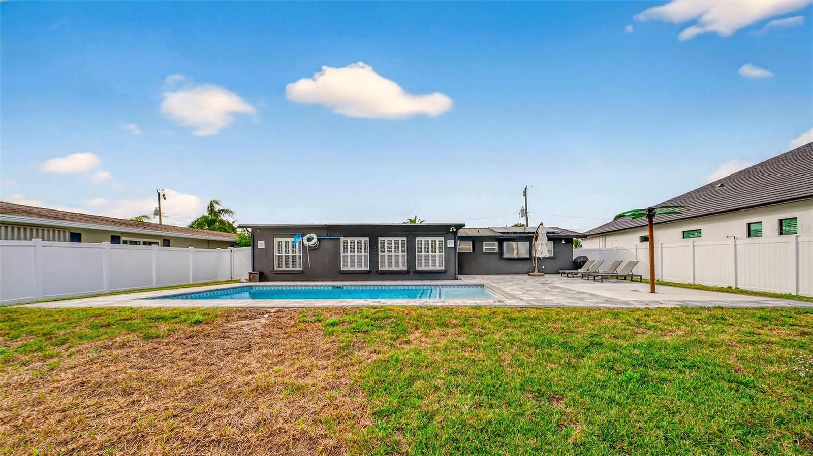 Image 49 of 67 For 113 Deleon Road