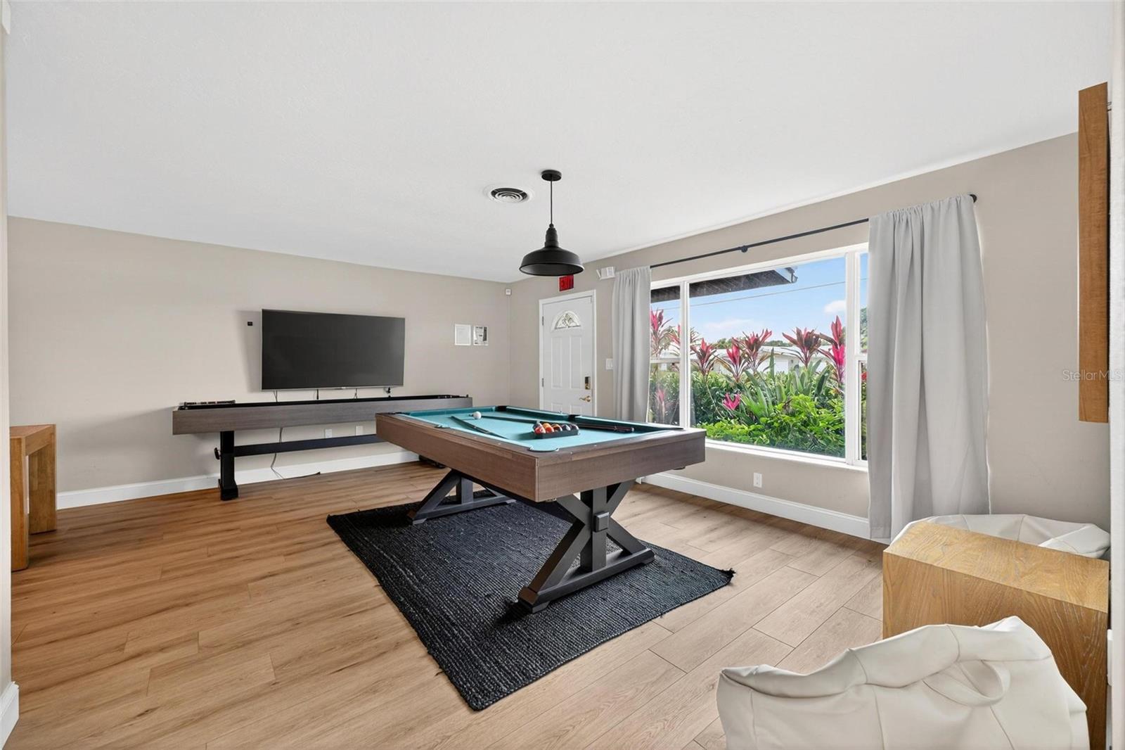 Image 8 of 67 For 113 Deleon Road