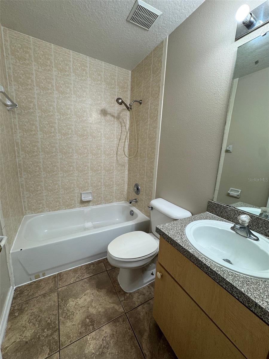 Image 19 of 27 For 1110 Beach Circle