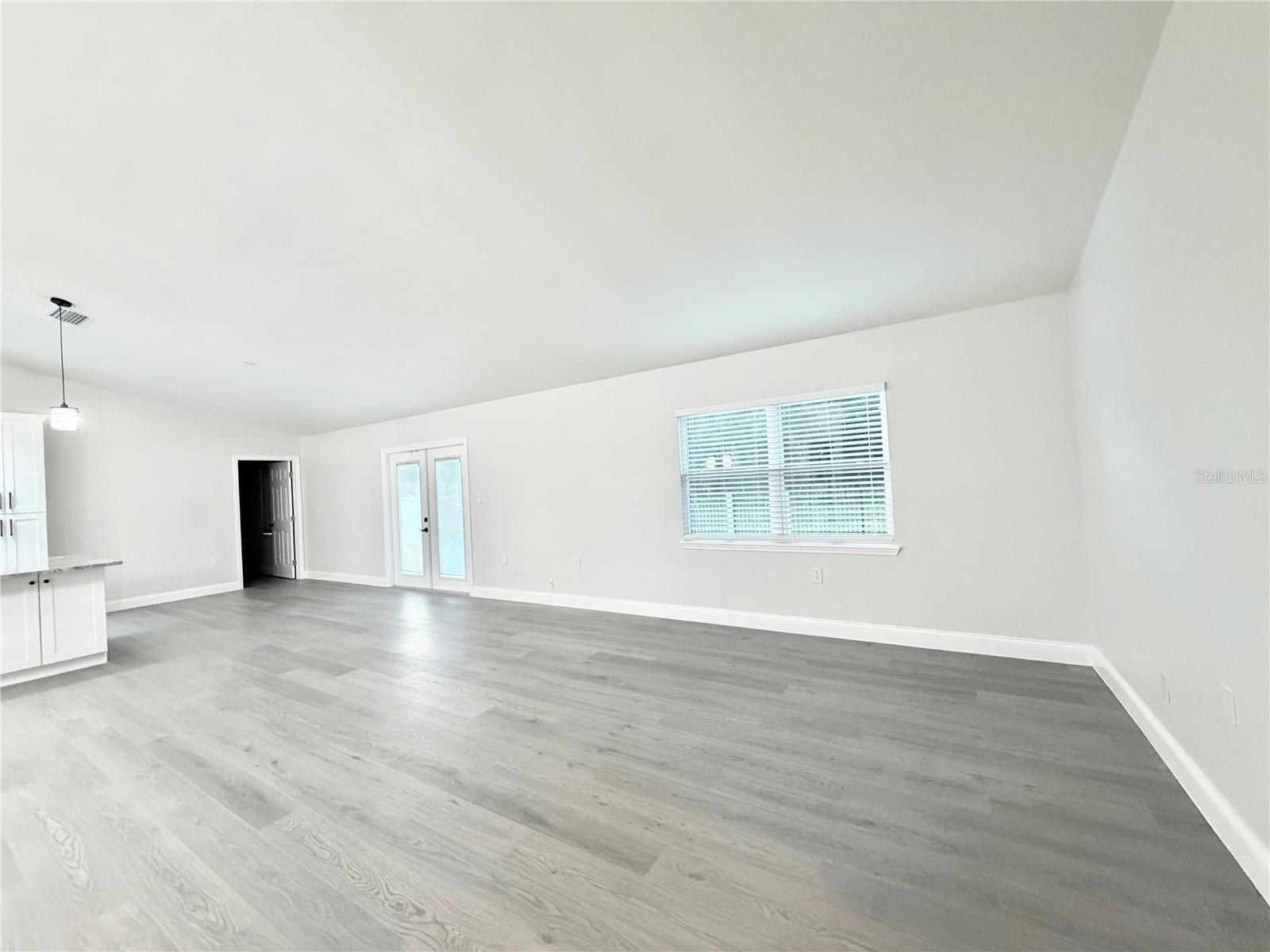 Image 9 of 23 For 1080 Riviera Boulevard