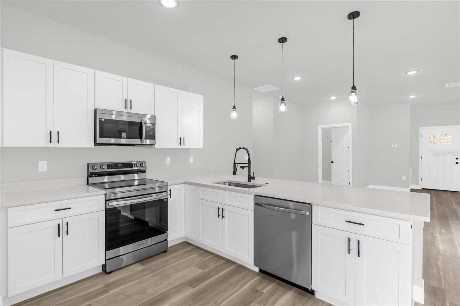 Image 13 of 36 For 6174 Sw 154th St