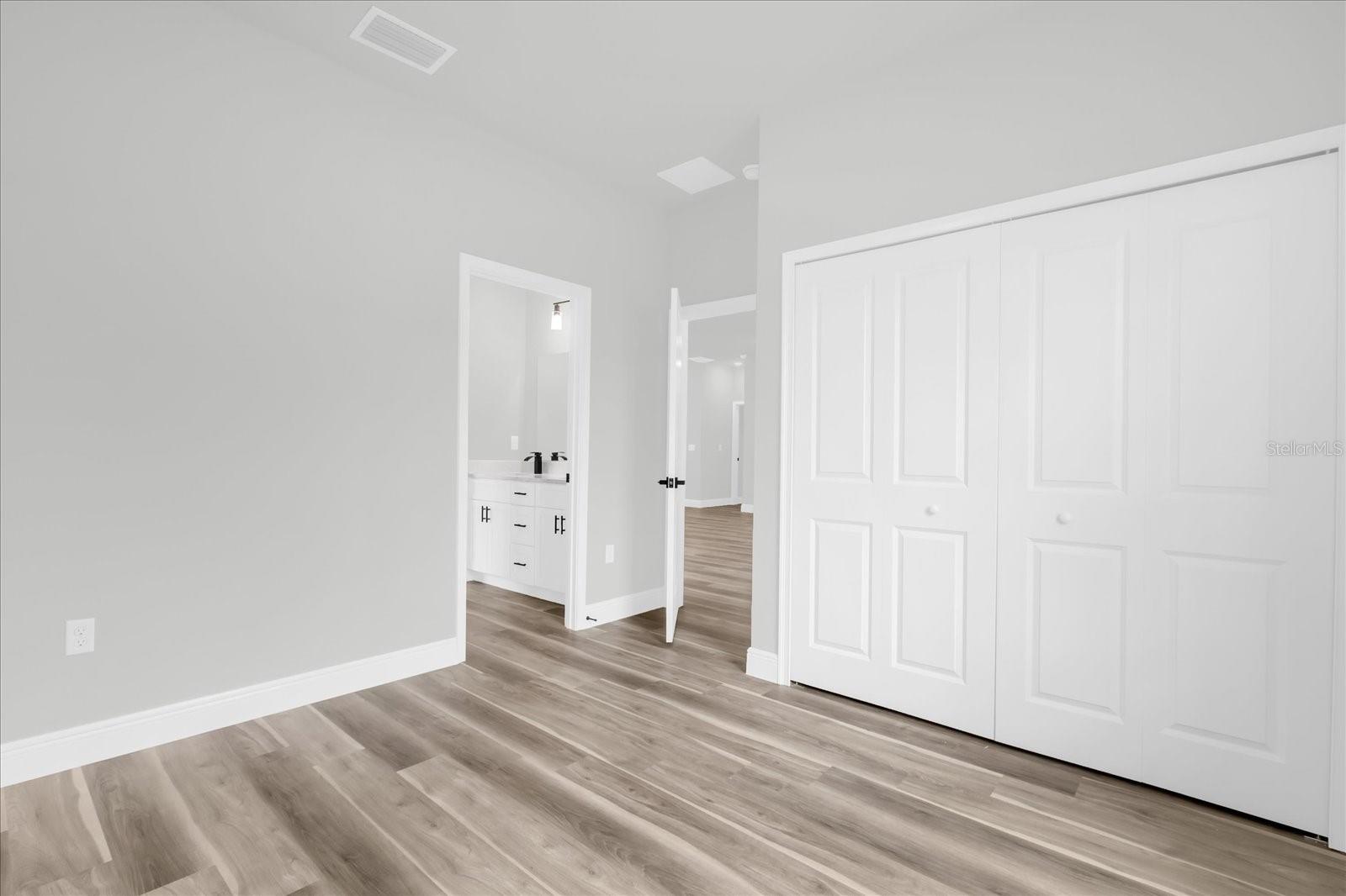 Image 16 of 36 For 6174 Sw 154th St