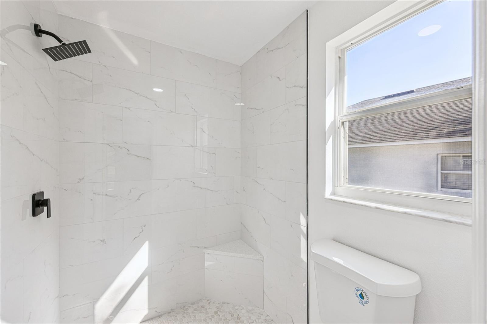 Image 22 of 77 For 3674 Doune Way