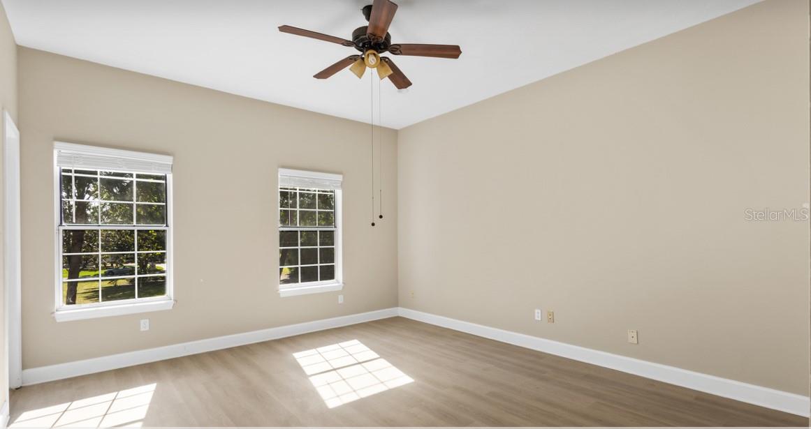 Image 10 of 37 For 3302 Butler Bay Drive N