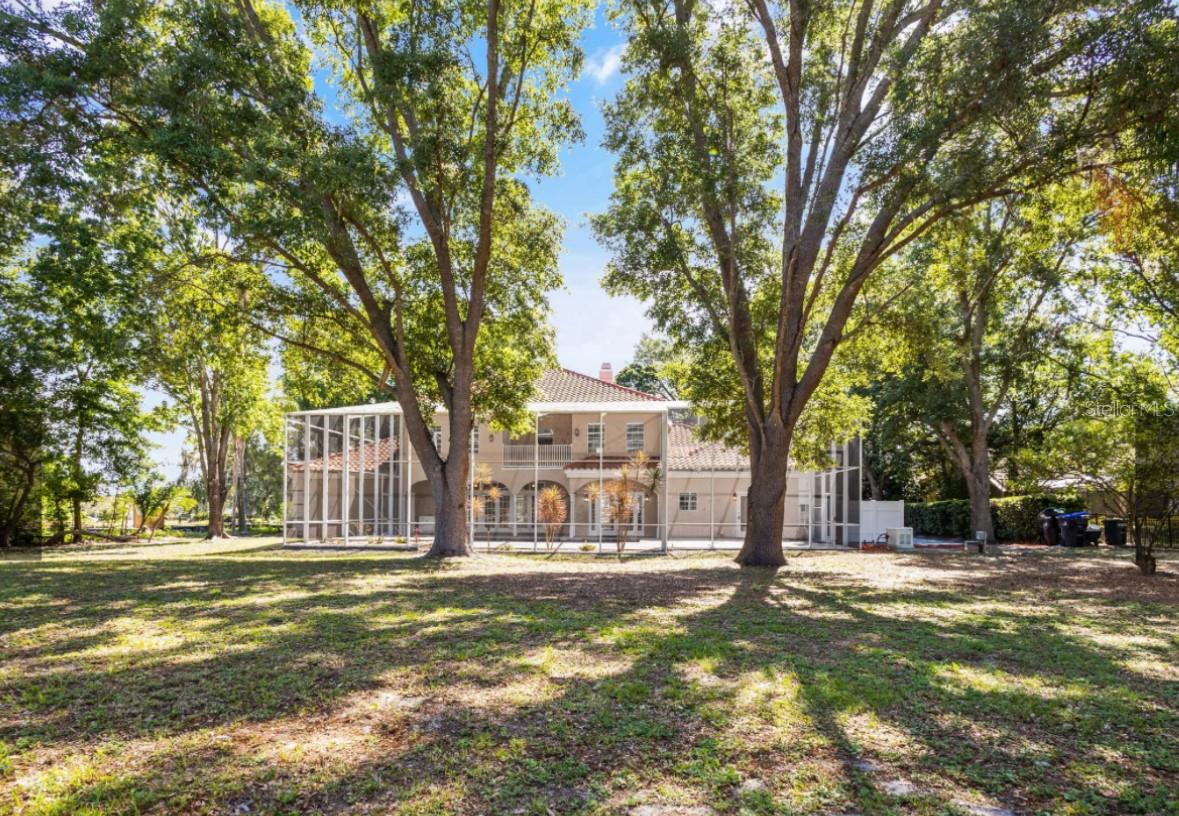 Image 24 of 37 For 3302 Butler Bay Drive N