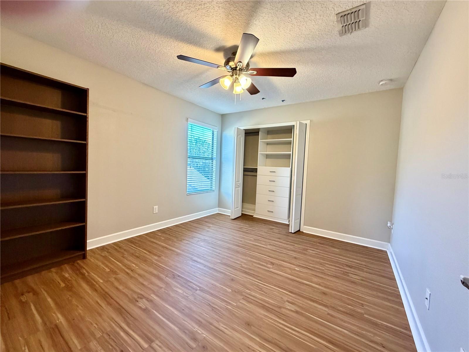 Image 14 of 41 For 2069 Nerva Road