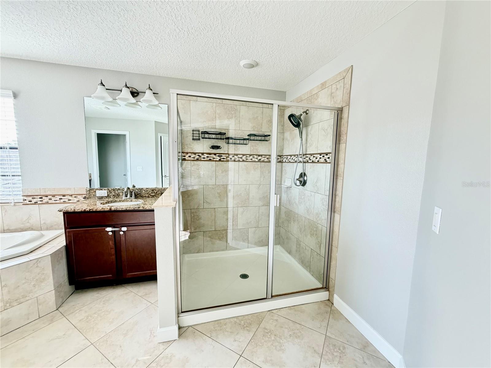 Image 26 of 41 For 2069 Nerva Road