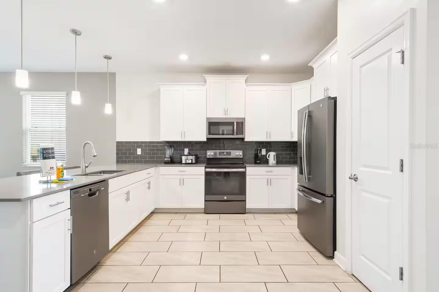 Image 6 of 34 For 4550 Narrative Lane