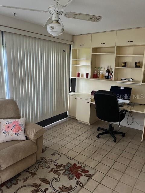 Image 6 of 7 For 3718 Thunderbird Hill Circle