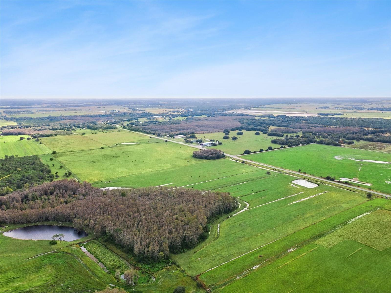 Listing photo id 15 for 1099 Canoe Creek Road