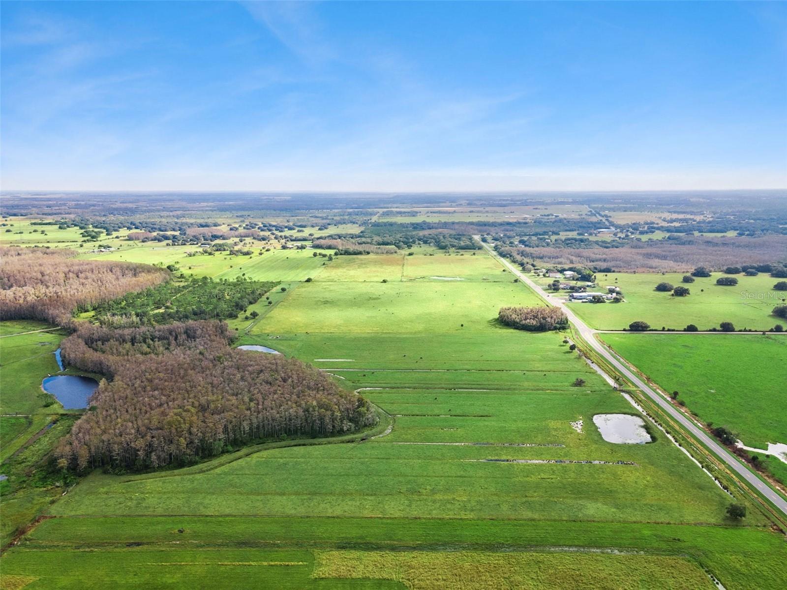 Listing photo id 18 for 1099 Canoe Creek Road