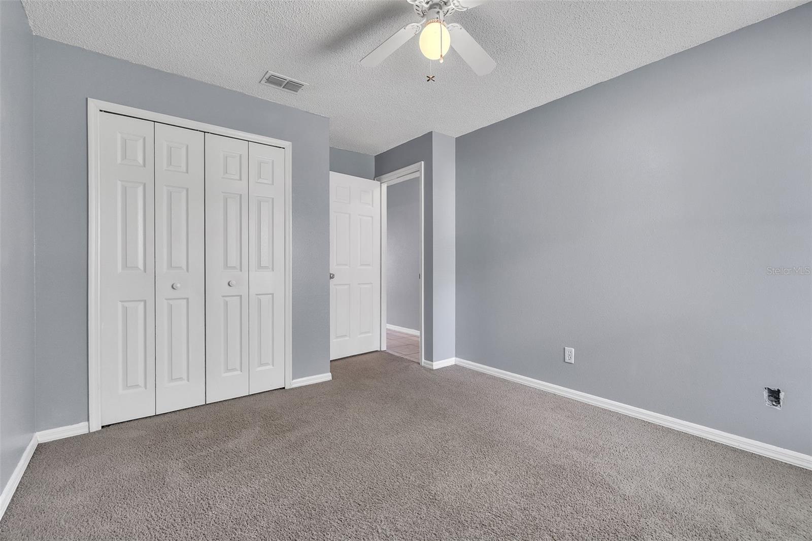 Image 31 of 53 For 4454 King Edward Drive