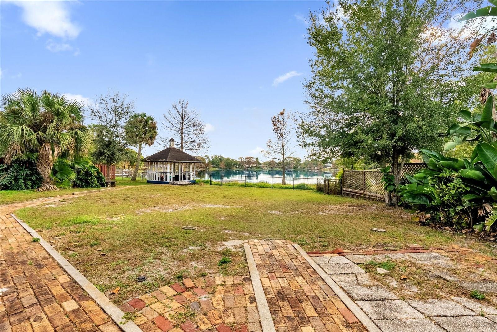 Image 19 of 25 For 3504 Finch Street