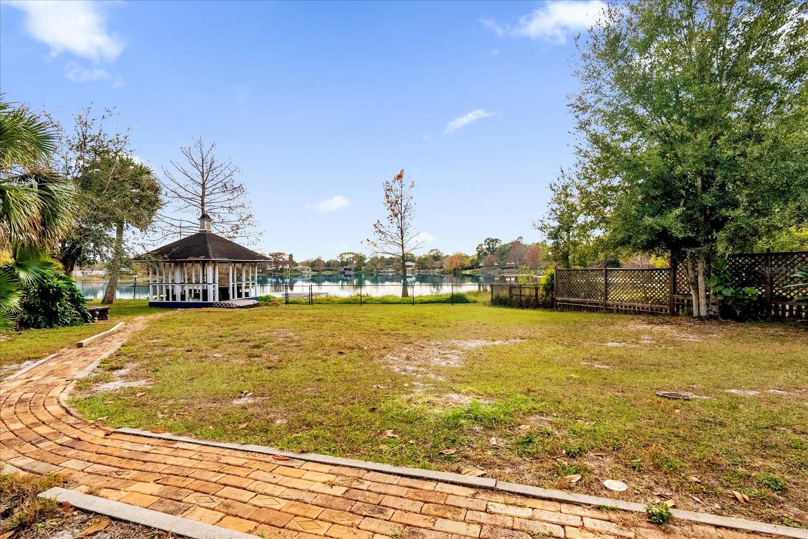 Image 20 of 25 For 3504 Finch Street