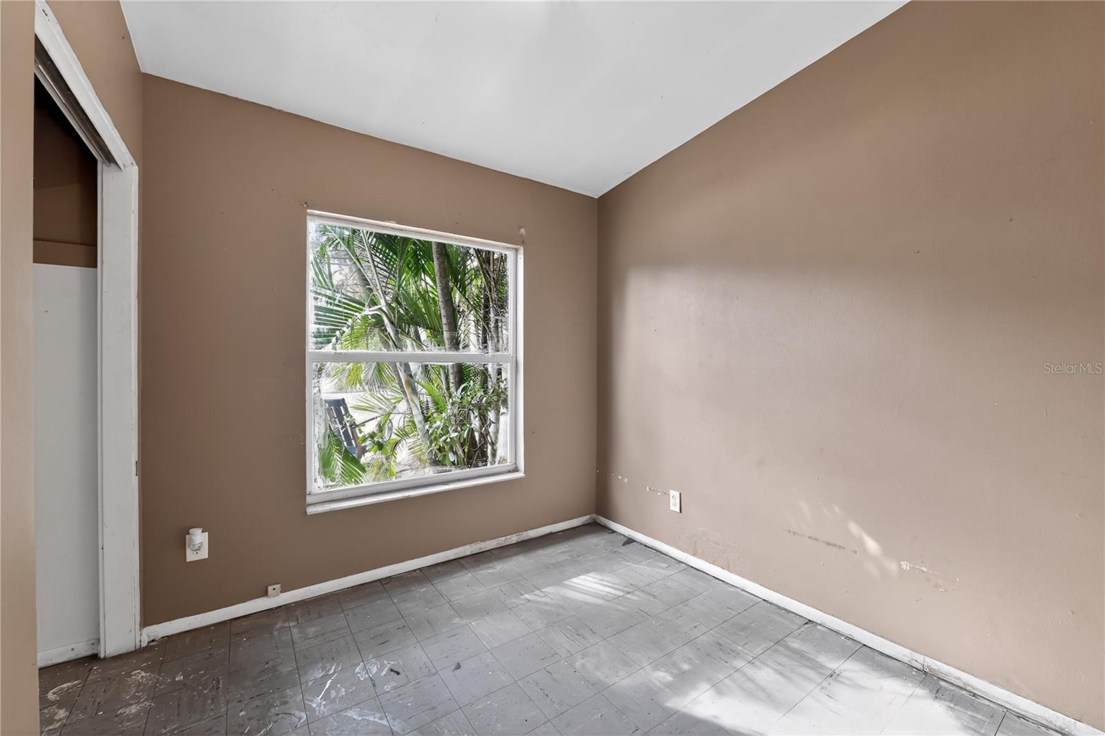 Image 10 of 30 For 1927 7th Avenue E