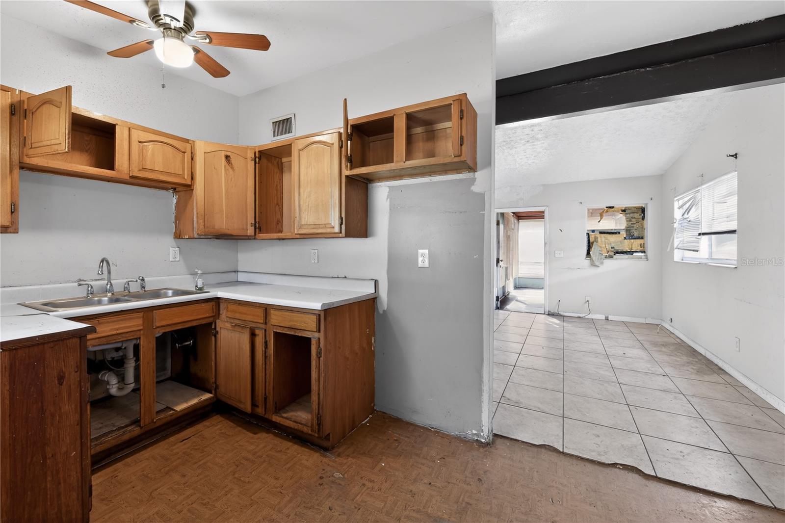 Image 5 of 30 For 1927 7th Avenue E