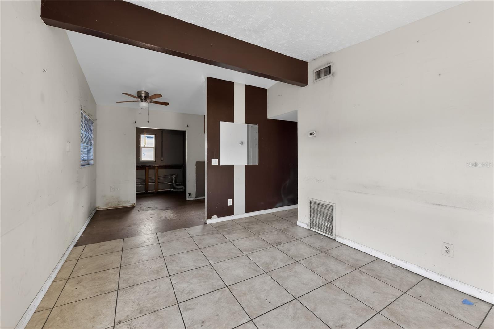 Image 9 of 30 For 1927 7th Avenue E