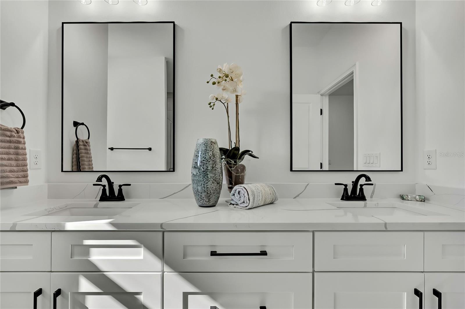 Image 27 of 53 For 11073 Horned Owl Road