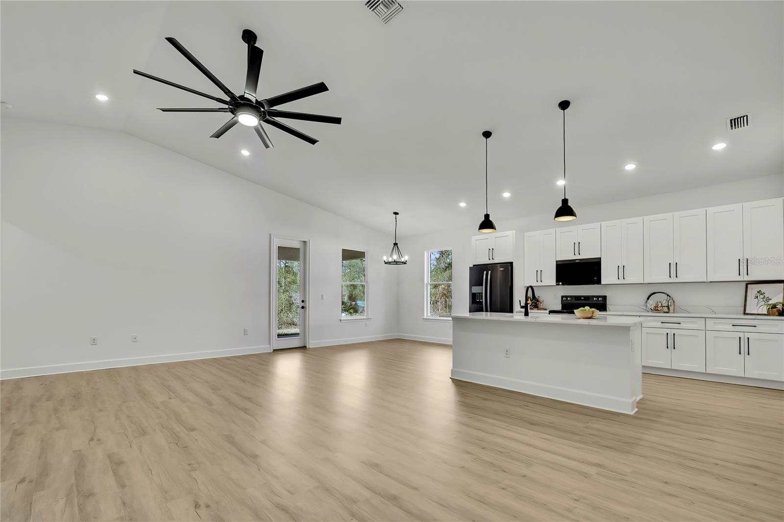 Image 4 of 53 For 11073 Horned Owl Road