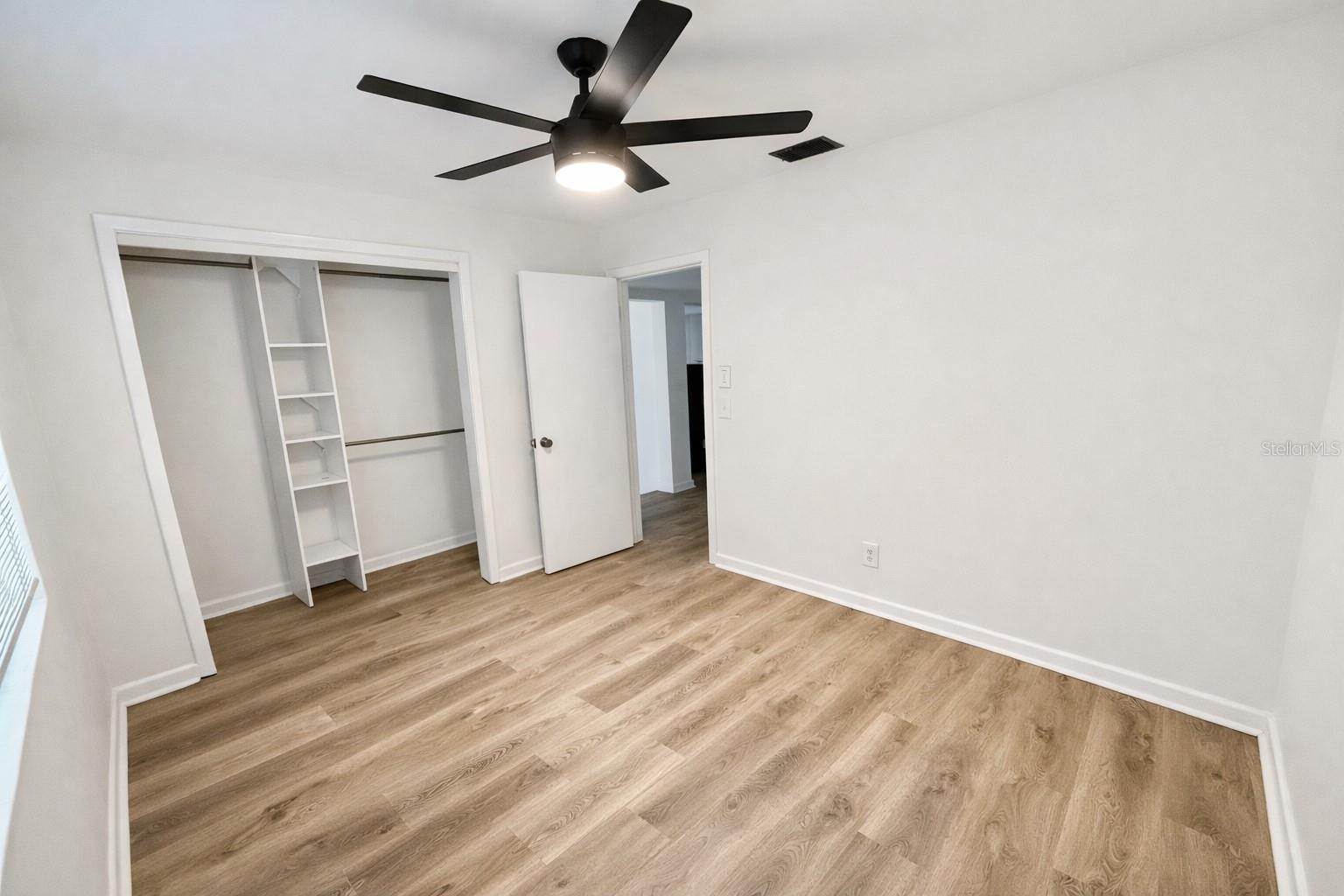 Image 7 of 12 For 4128 Arcot Circle