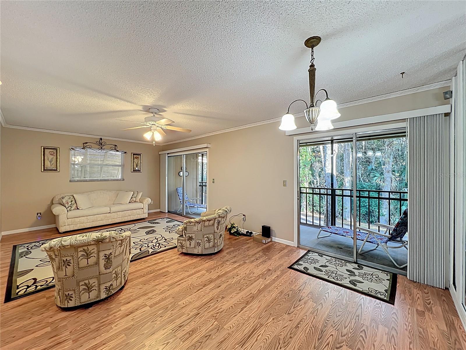 Image 13 of 77 For 130 Jasmine Woods Court 10d