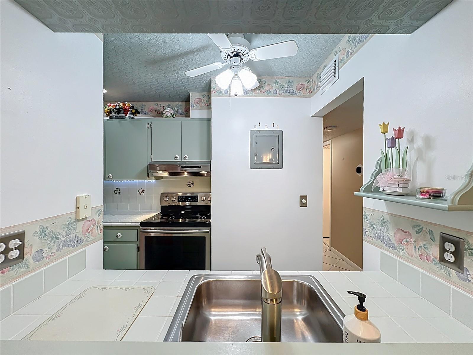 Image 17 of 77 For 130 Jasmine Woods Court 10d